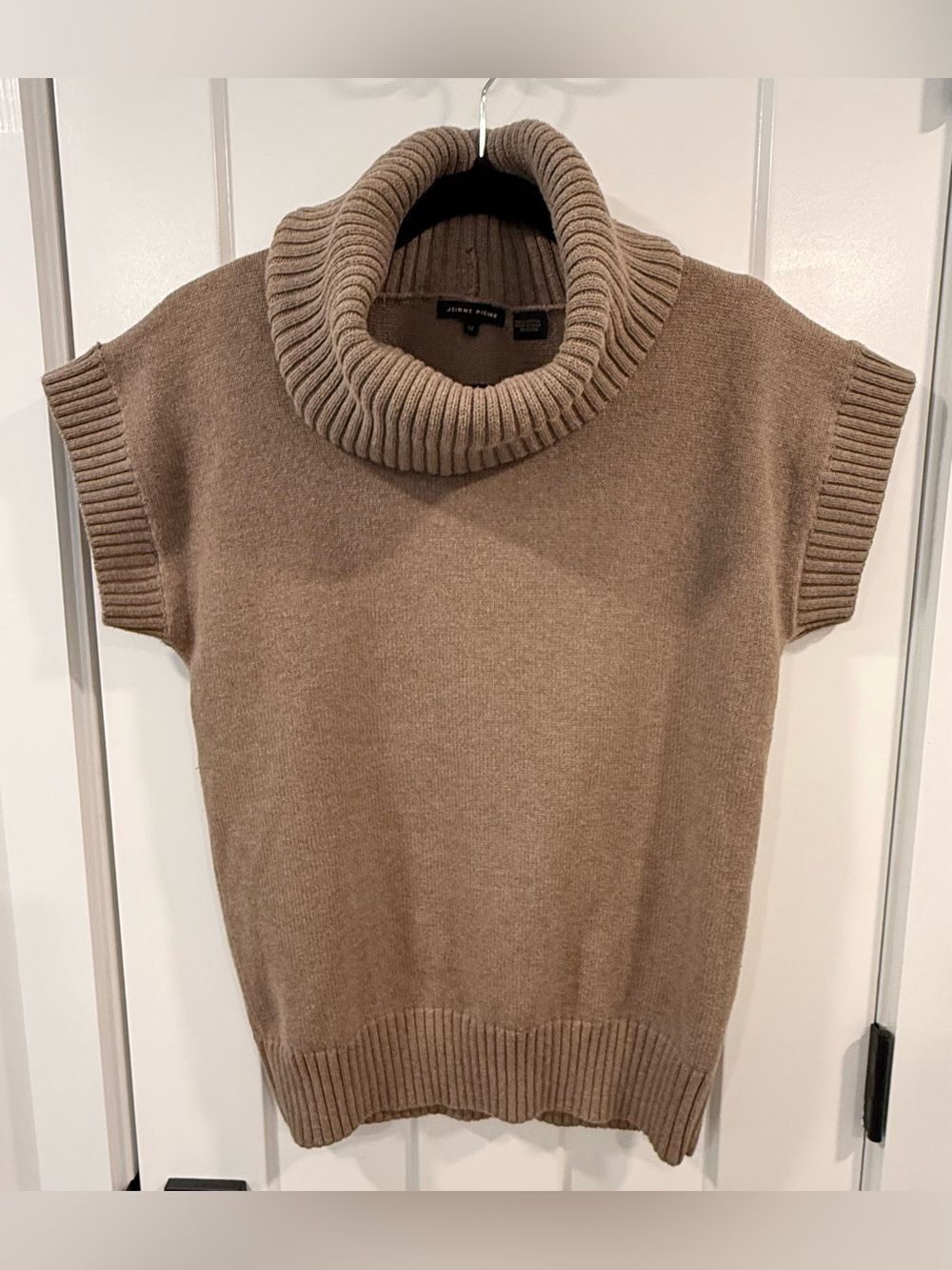 JEANNE PIERRE Taupe Short-Sleeve Turtleneck Sweater